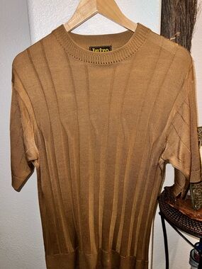 intro. Men’s Crewneck Short-Sleeve Ribbed Sweater - Brown
